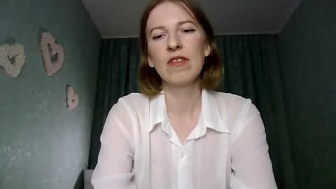 sweet_lilbunny online show from 28, 9, 2025
