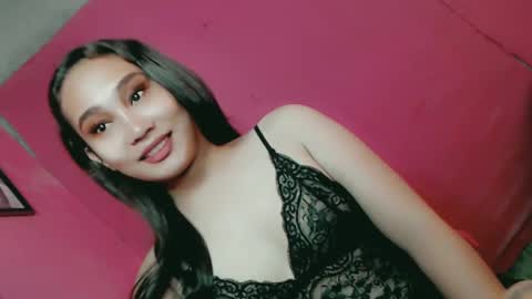 SWEET LOVE online show from 6, 3, 2025