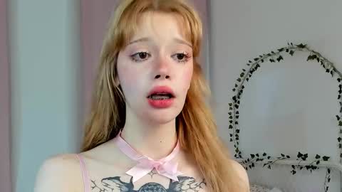 Melissa. Join me on Fansly link in social medias online show from 4, 3, 2026