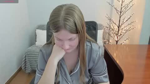 Mila online show from 23, 12, 2025