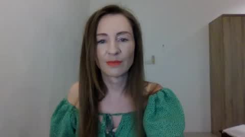 Snapshot of sweet_poeme chatting on 8, 7, 2026 sweet_poeme online show from 8, 7, 2026
