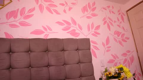 Sammy Lauren online show from 10, 11, 2025