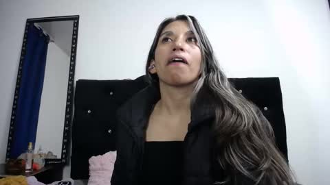Snapshot of sweet_skylove_ chatting on 9, 6, 2026 Adriana online show from 9, 6, 2026