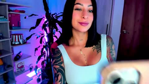 sophie leone online show from 19, 10, 2025