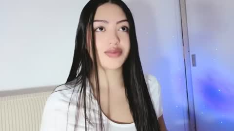 sweet_sophie_7 online show from 30, 7, 2026