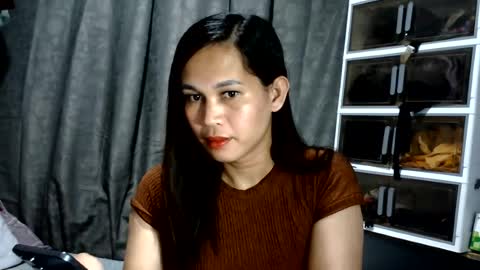 HI IM MONA AND IM YOUR NEXT WIFE online show from 23, 7, 2026