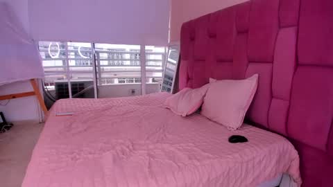 Snapshot of sweet_stacie chatting on 7, 2, 2025 sweet_stacie online show from 7, 2, 2025