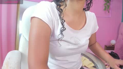 Snapshot of sweet_starxx chatting on 22, 3, 2026 Yeileen online show from 22, 3, 2026