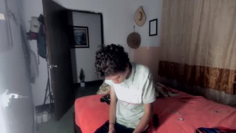 Tippot and Germaine online show from 6, 2, 2025