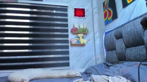 Isabella online show from 9, 11, 2025