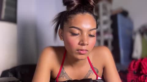 Snapshot of sweet_trishaxx chatting on 9, 5, 2026 Trisha online show from 9, 5, 2026
