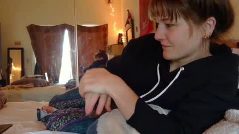 Heidi Brenner - Please check bio for schedule  FAQ online show from 10, 9, 2025