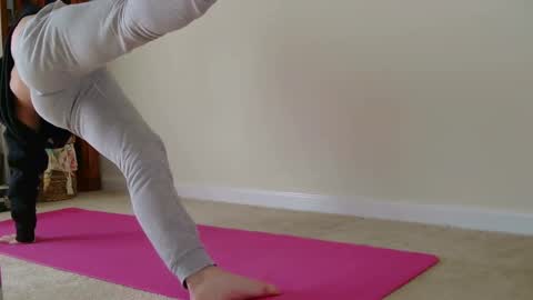 Heidi Brenner - Please check bio for schedule  FAQ online show from 6, 11, 2025