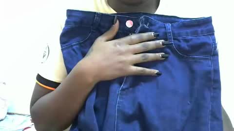 Snapshot of sweet_veebouset chatting on 5, 3, 2026 sweet_veebouset online show from 5, 3, 2026