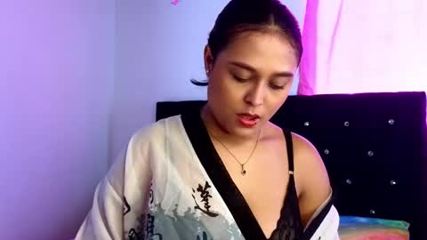 Snapshot of sweet_xuee18 chatting on 28, 1, 2025 Sweet online show from 28, 1, 2025