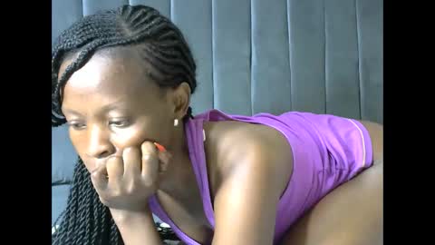 LIANAH online show from 15, 12, 2025