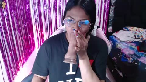 Alma online show from 15, 4, 2026