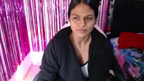 Snapshot of sweetalmaa chatting on 2, 6, 2026 Alma online show from 2, 6, 2026