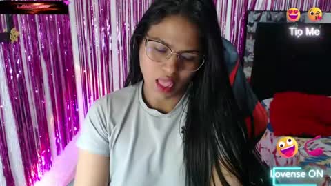 Snapshot of sweetalmaa chatting on 4, 7, 2026 Alma online show from 4, 7, 2026