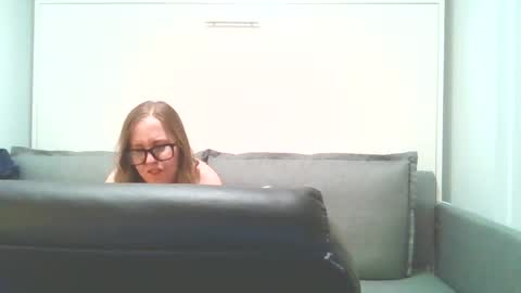 sweetandnaughty123 online show from 13, 3, 2026