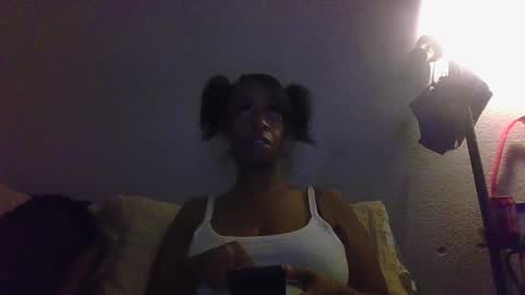 Snapshot of sweetaztea chatting on 18, 2, 2025 sweetaztee online show from 18, 2, 2025