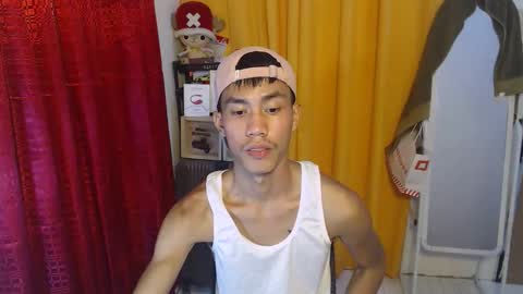 Snapshot of sweetbigcockz chatting on 23, 10, 2025 sweetbigcockz online show from 23, 10, 2025