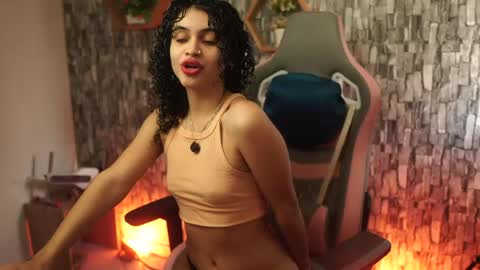 Salom independent model online show from 22, 5, 2026