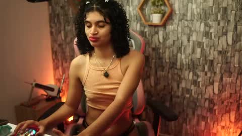 Salom independent model online show from 28, 5, 2026