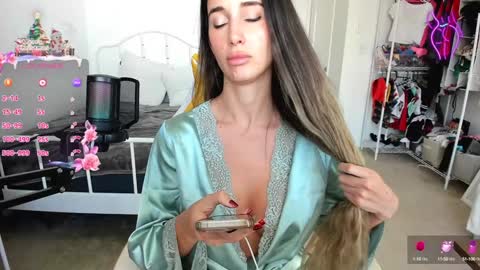 Anna online show from 12, 1, 2025