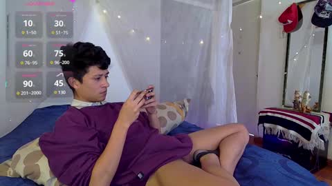 Snapshot of sweetc4meron chatting on 8, 2, 2025 Cameron Alejandro online show from 8, 2, 2025