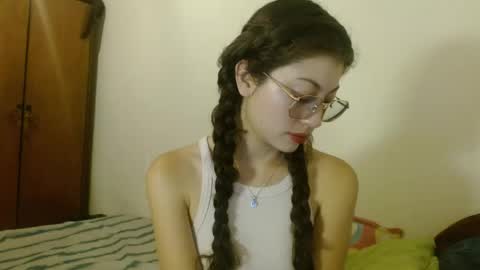 sweetcalm_ online show from 25, 5, 2026