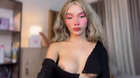 Candy online show from 12, 3, 2026