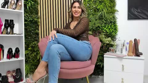 Cherry online show from 7, 1, 2026