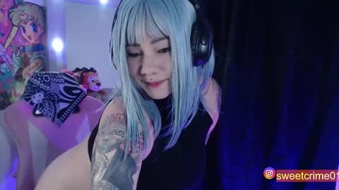       Independent model online show from 14, 10, 2025