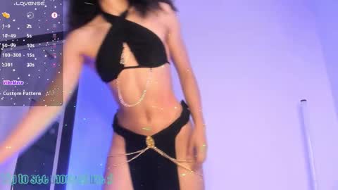 M I A online show from 5, 2, 2026