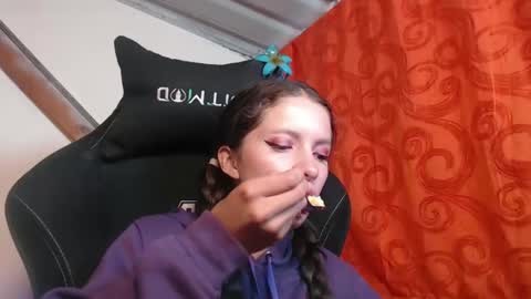 sweetdam12 online show from 25, 1, 2025