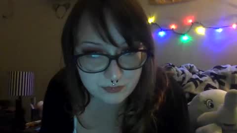 Snapshot of sweetdarcydoll chatting on 20, 10, 2025 sweetdarcydoll online show from 20, 10, 2025