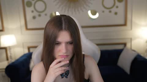 Snapshot of sweetdesiree_ chatting on 1, 6, 2026 Amelia online show from 1, 6, 2026