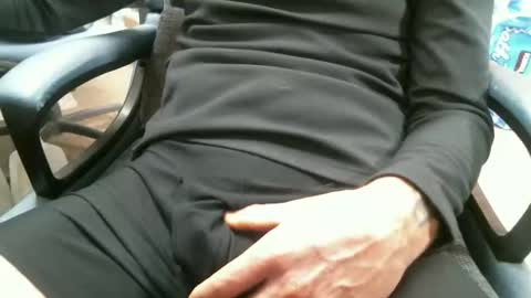 Snapshot of sweetdong chatting on 24, 1, 2025 Stick around its a grower online show from 24, 1, 2025