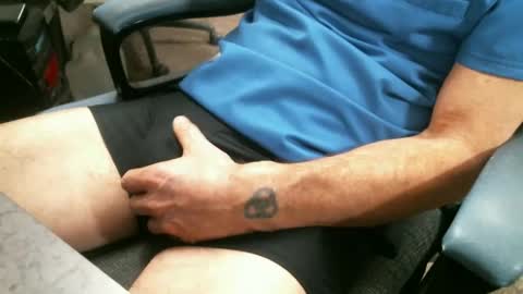 Snapshot of sweetdong chatting on 19, 2, 2025 Stick around its a grower online show from 19, 2, 2025