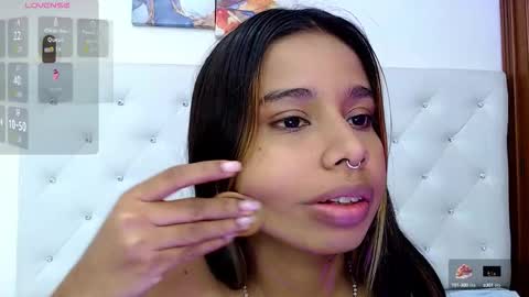 Snapshot of sweetebony_20 chatting on 24, 9, 2025 Gabriela online show from 24, 9, 2025