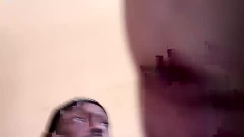 sweeter_the_thighs online show from 3, 11, 2025