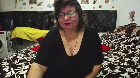 sweetestmilf4you online show from 27, 2, 2026
