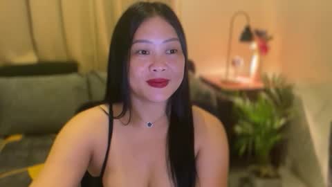 Snapshot of sweetestsmile_ chatting on 3, 11, 2025 Khaye online show from 3, 11, 2025