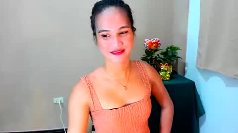 Snapshot of sweetgirl_latina143 chatting on 25, 9, 2025 sweetgirl_latina143 online show from 25, 9, 2025