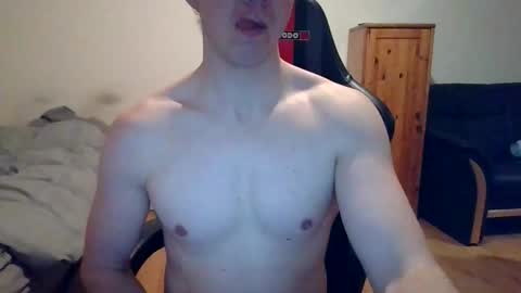 sweetguy8210 online show from 23, 3, 2026