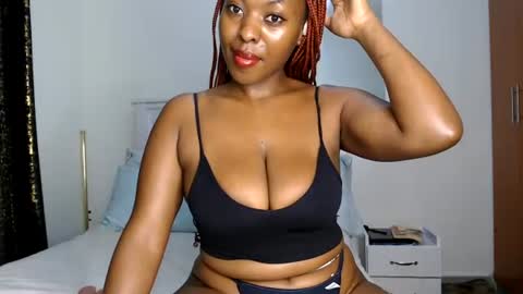 Snapshot of sweetice_01 chatting on 24, 6, 2026 euny online show from 24, 6, 2026