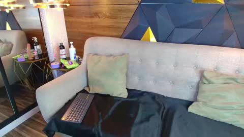 violeta online show from 8, 11, 2025