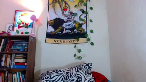 Snapshot of sweetie_maryy chatting on 5, 1, 2025 Maria my insta sweetie maryy online show from 5, 1, 2025