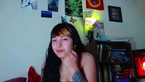 Snapshot of sweetie_maryy chatting on 14, 2, 2025 Maria my insta sweetie maryy online show from 14, 2, 2025